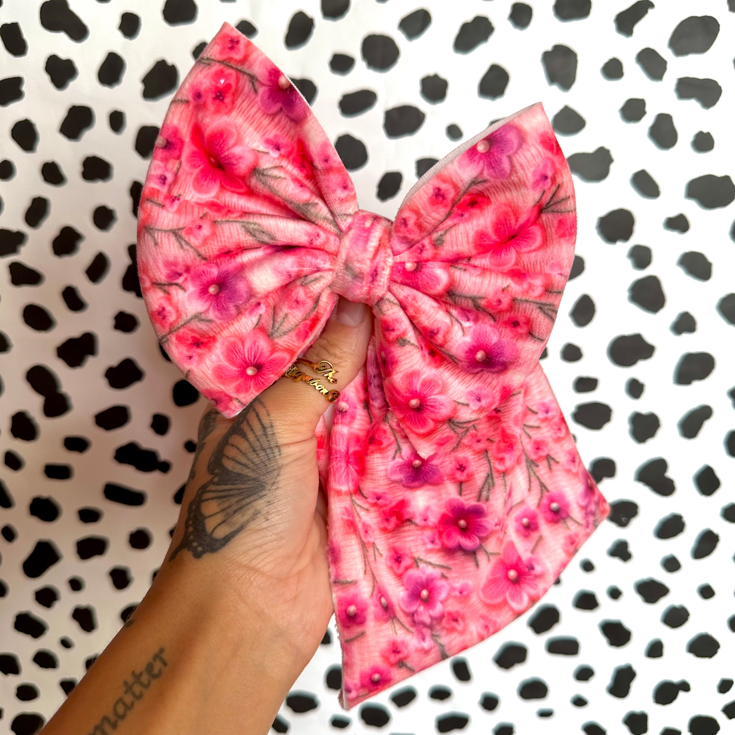 BowBoulevardStore Pink Velvet Bow