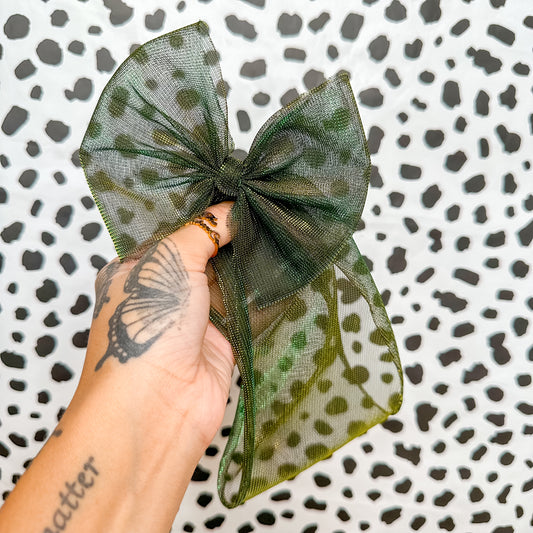 green gold mesh bows