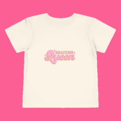 snacking queen tee