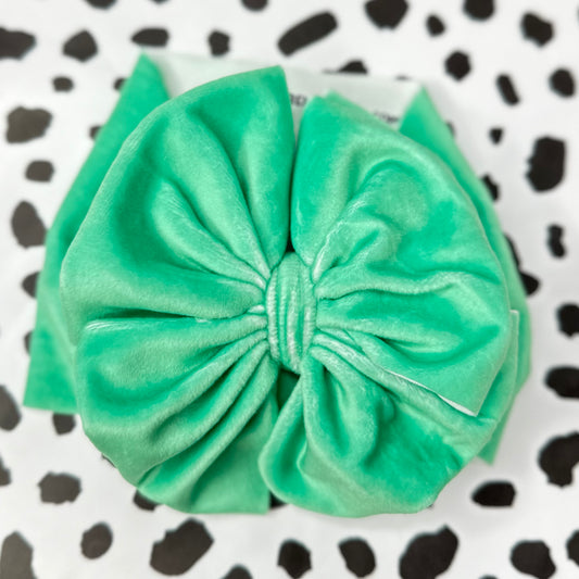 light green velvet bows