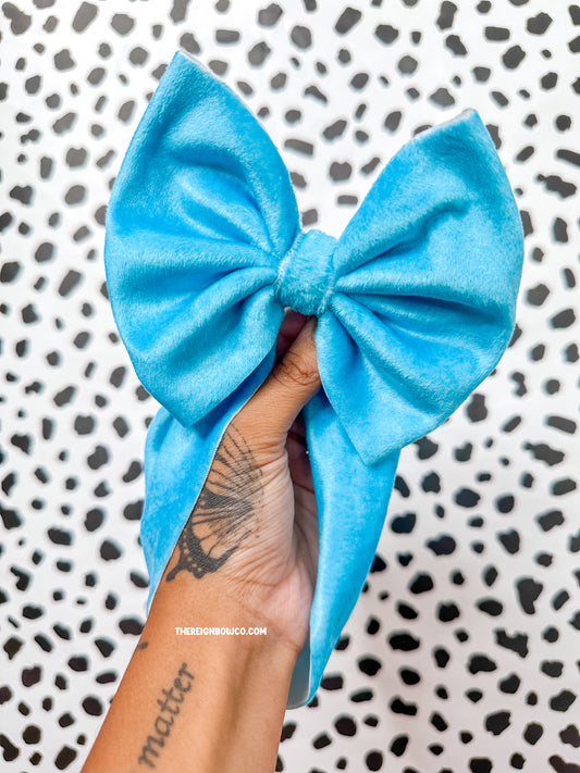 candy blue velvet bows