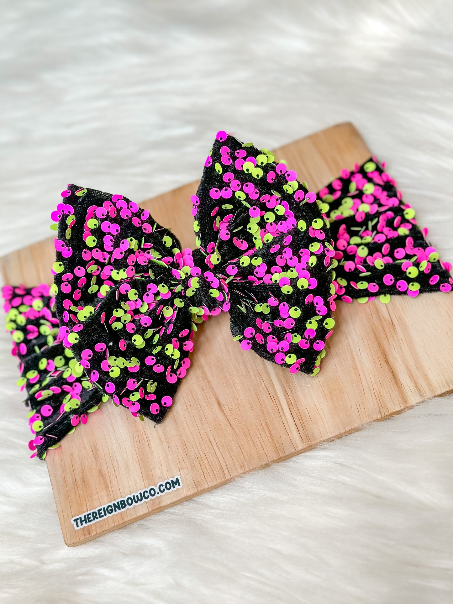 pink & green sequins bows